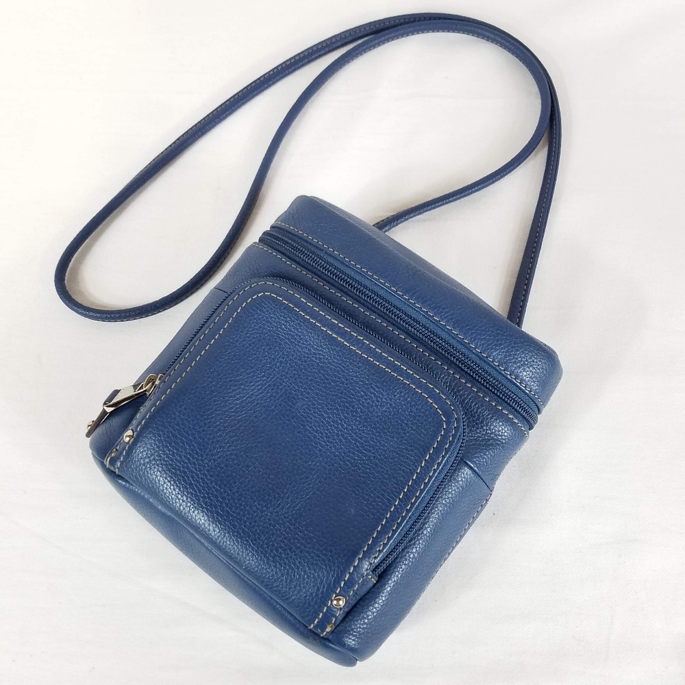 Tignanello Leather Crossbody Satchel Bucket Purse